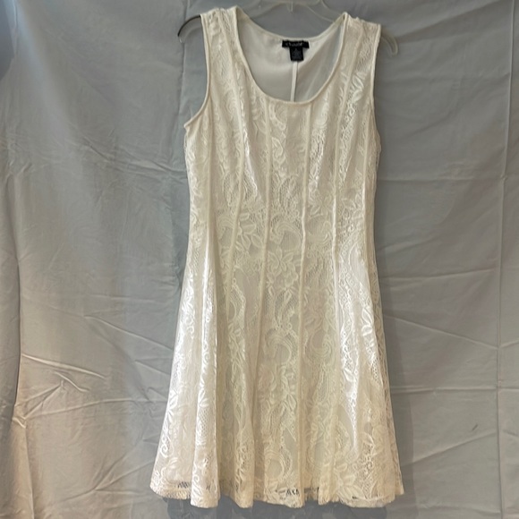 Womens lace-poly dress. Size medium. Worn once, excellent condition Size M - Picture 1 of 1
